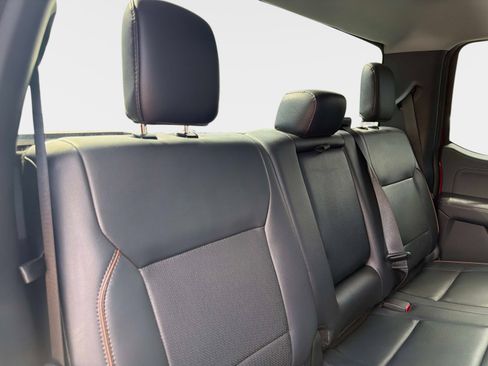 Used 2025 Ford F450 Lariat image 31