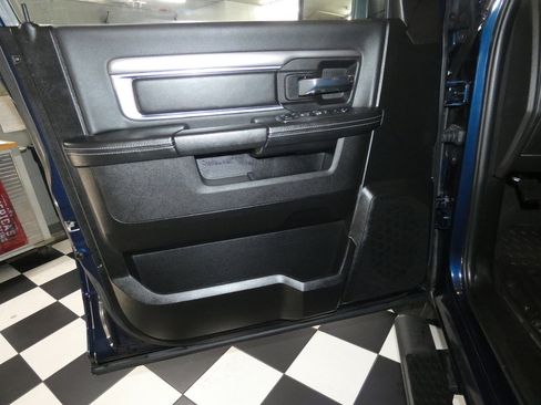 Used 2023 RAM 1500 Classic Warlock image 23