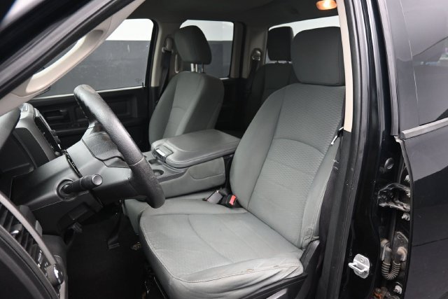 Used 2014 RAM 1500 Express w/ Black Ram 1500 Express Group RWD image 16