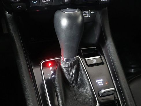 Used 2023 Jeep Compass Latitude image 44