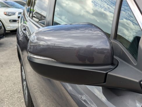 Used 2022 Honda Pilot EX-L image 12