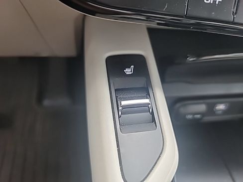 Certified 2025 Kia Telluride S FWD image 25