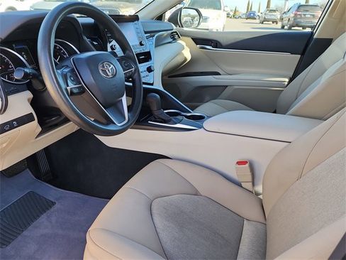 Used 2021 Toyota Camry LE w/ Convenience Package image 11
