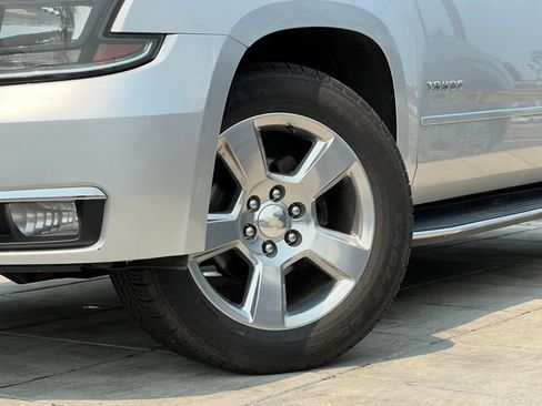 Used 2020 Chevrolet Tahoe Premier AWD/4WD image 2