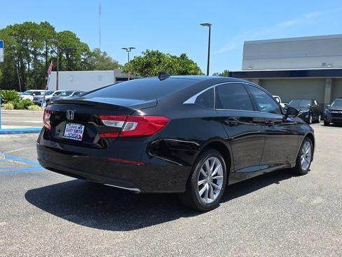 Used 2022 Honda Accord LX image 4