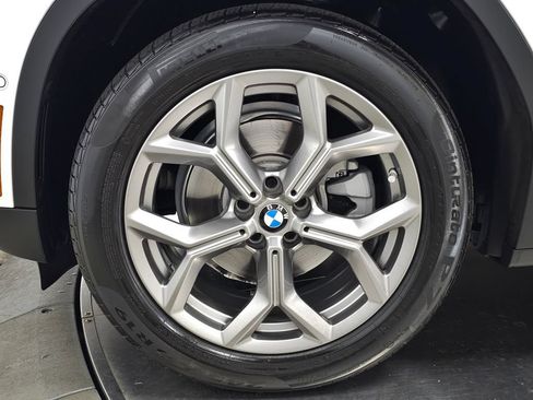 Used 2024 BMW X3 xDrive30i w/ Premium Package w/ZPA AWD/4WD image 14