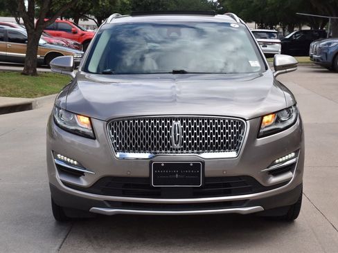 Used 2019 Lincoln MKC Reserve w/ MKC Technology Package FWD image 3
