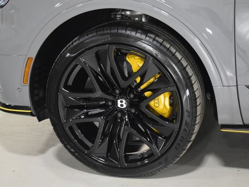 New 2026 Bentley Bentayga Speed image 17
