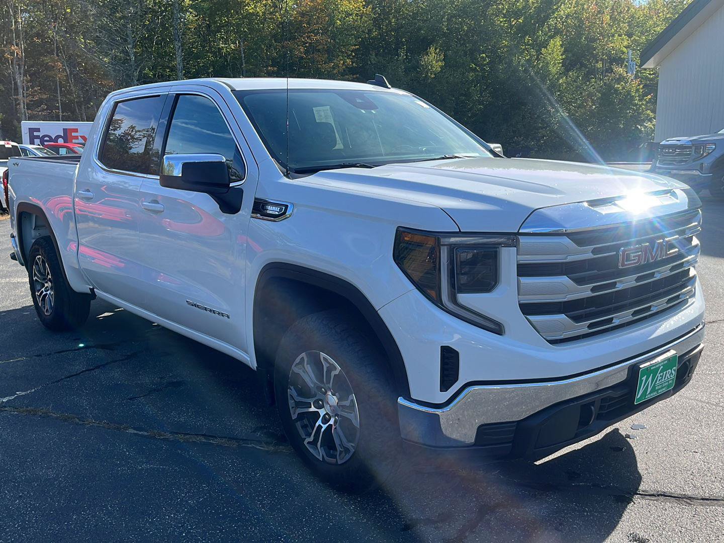Certified 2024 GMC Sierra 1500 SLE AWD/4WD image 33