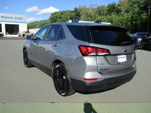 Used 2024 Chevrolet Equinox LS w/ LS Convenience Package AWD/4WD image 7