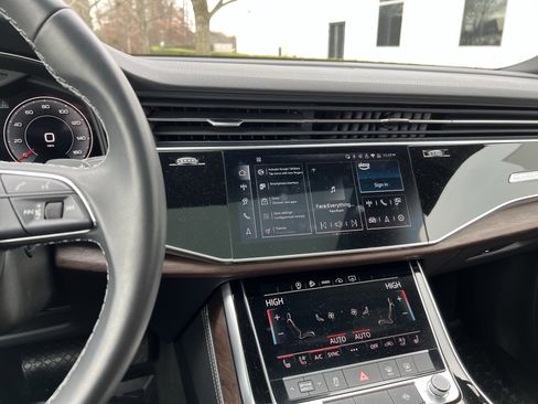 Certified 2025 Audi Q7 2.0T Premium Plus w/ Premium Plus Package image 18