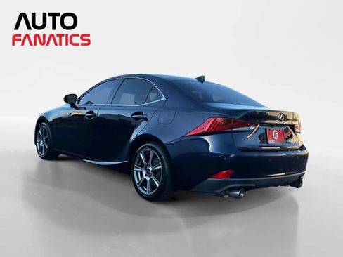 Used 2018 Lexus IS 300 w/ Premium Package RWD image 3