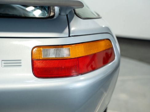 Used 1991 Porsche 928 S4 image 29