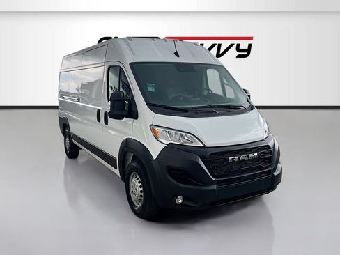 Used 2025 RAM ProMaster 3500 w/ Convenience Group FWD image 1