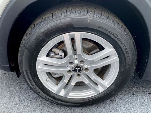 Used 2023 Mercedes-Benz GLB 250 4MATIC image 9