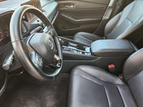 Used 2024 Honda Accord EX-L image 12