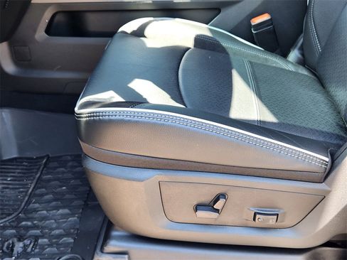 New 2025 RAM 3500 Laramie image 8