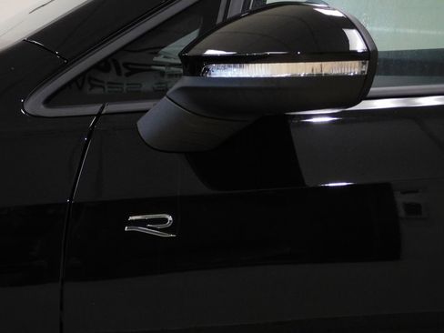 Used 2026 Volkswagen Golf image 23