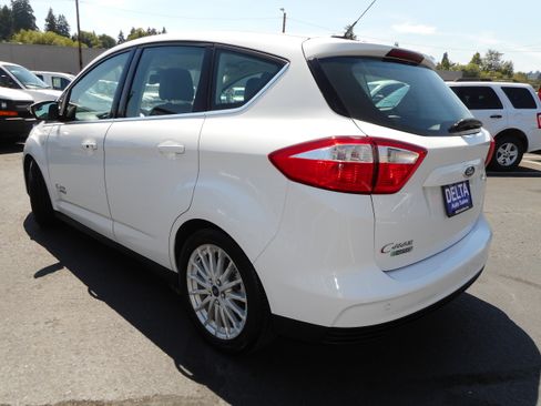 Used 2015 Ford C-MAX Energi SEL FWD image 9