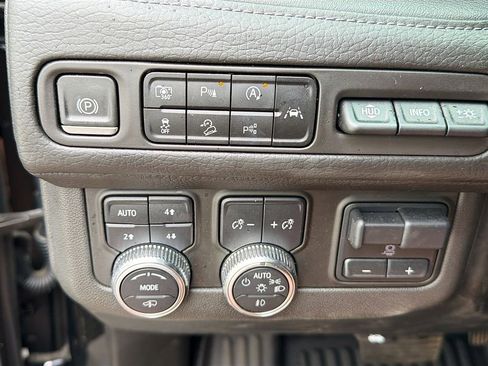 Used 2023 GMC Yukon Denali w/ Denali Reserve Package AWD/4WD image 23