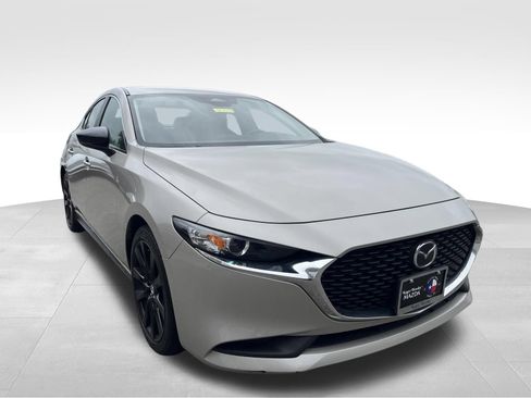 Certified 2025 MAZDA MAZDA3 s FWD image 3