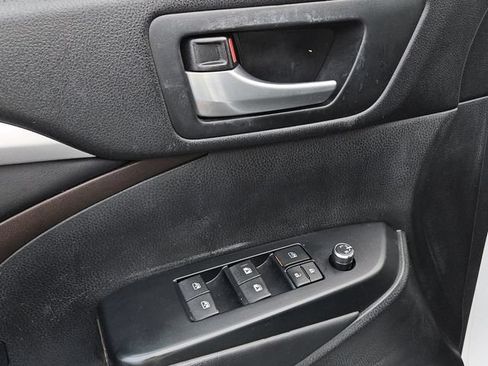 Used 2018 Toyota Highlander XLE FWD image 28