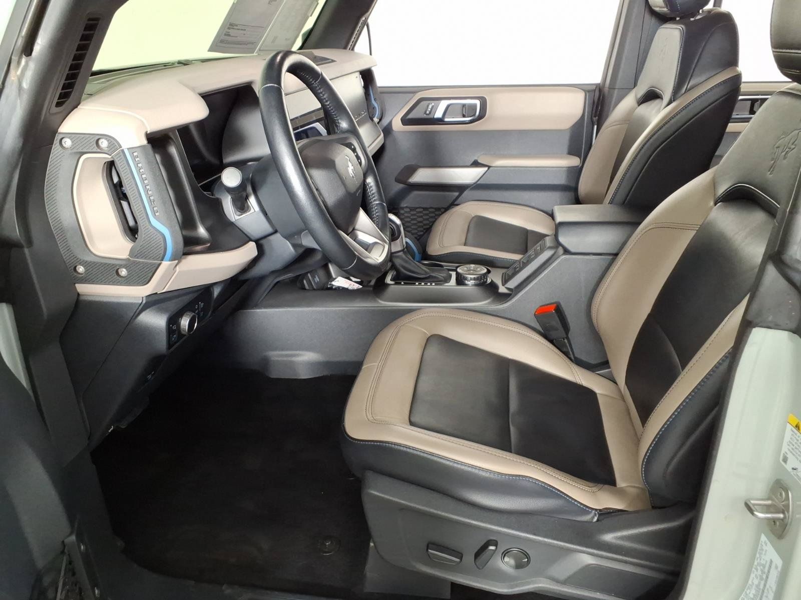 Used 2023 Ford Bronco Wildtrak AWD/4WD image 19