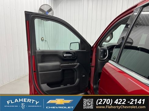 Used 2021 Chevrolet Silverado 1500 LTZ w/ LTZ Premium Package AWD/4WD image 8