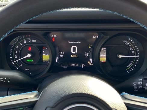 Used 2024 Jeep Wrangler Unlimited Rubicon 4xe AWD/4WD image 16