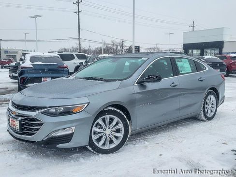 Used 2024 Chevrolet Malibu LT image 1