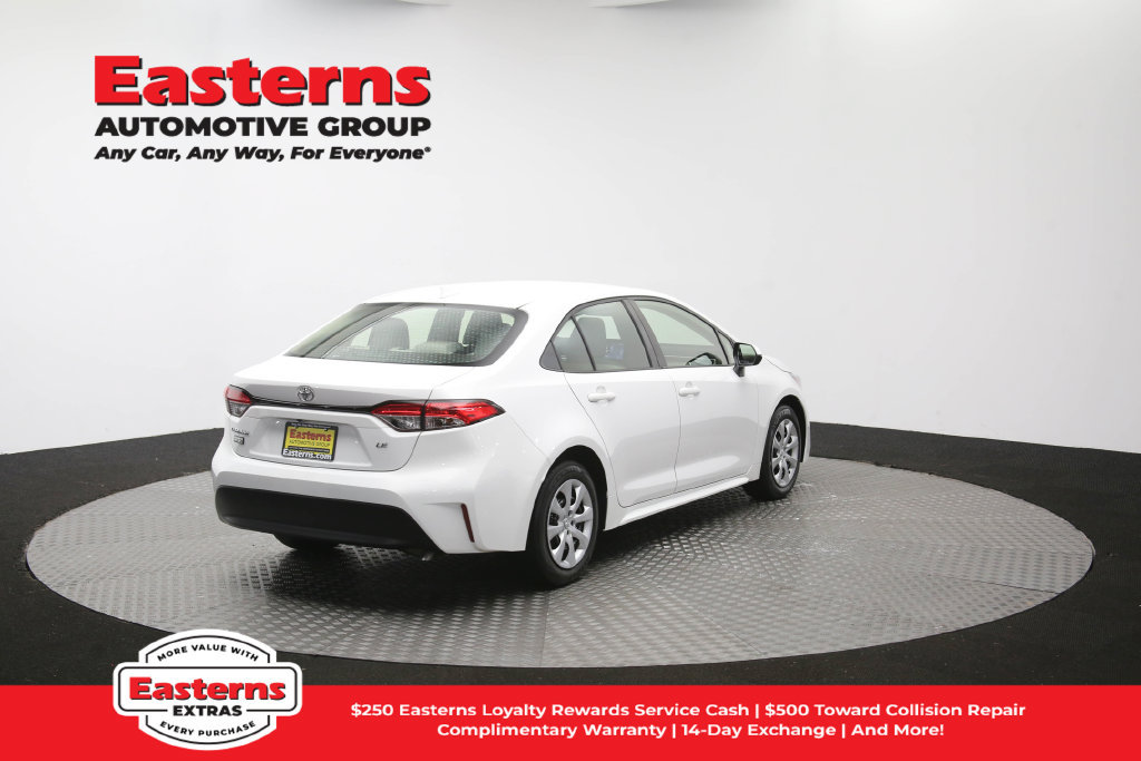 Used 2023 Toyota Corolla LE FWD image 39