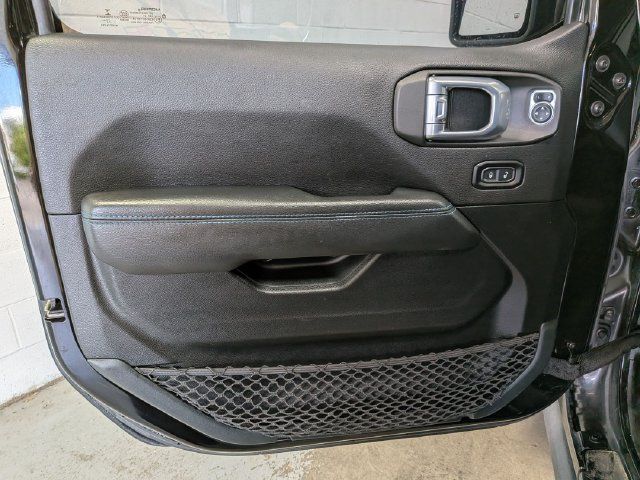 Used 2021 Jeep Wrangler Unlimited Rubicon 4xe AWD/4WD image 8