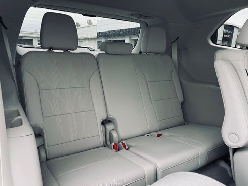 New 2026 Buick Enclave Avenir w/ Super Cruise Package image 29