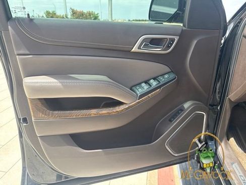 Used 2019 GMC Yukon Denali w/ Denali Ultimate Package AWD/4WD image 11
