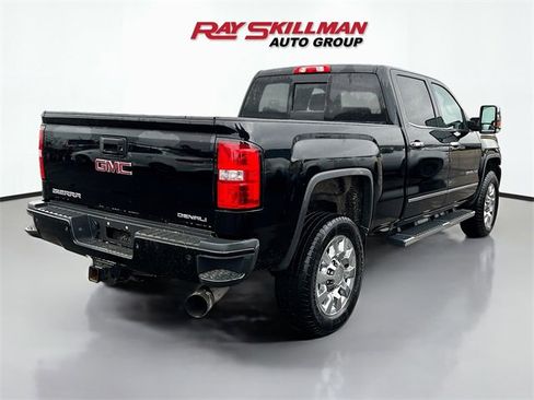 Used 2018 GMC Sierra 2500 Denali w/ Duramax Plus Package image 7