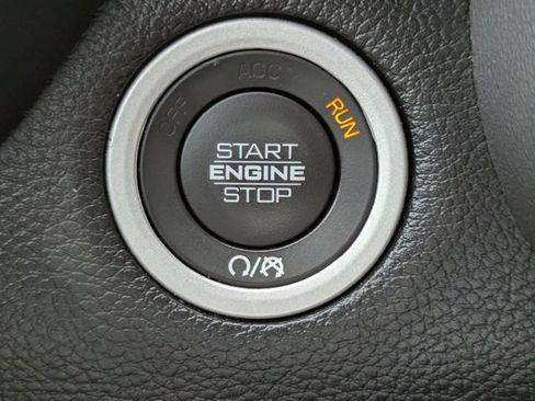 Used 2022 RAM 1500 Big Horn RWD image 26