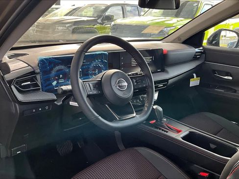 New 2026 Nissan Kicks SR w/ SR Premium Package image 10