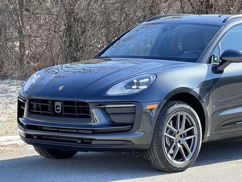 New 2026 Porsche Macan image 8