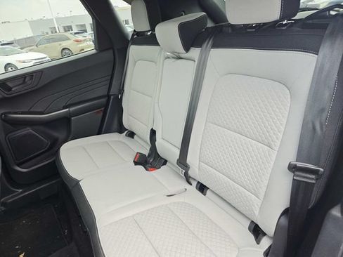 Used 2023 Ford Escape Active FWD image 8