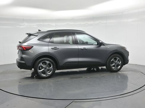 Certified 2025 Ford Escape ST-Line image 26