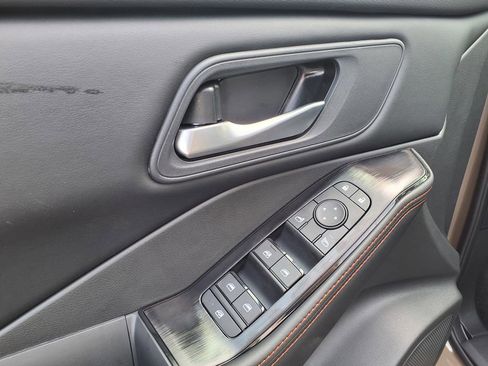 New 2026 Nissan Rogue SV AWD/4WD image 41