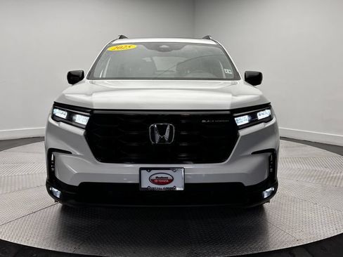 Used 2025 Honda Pilot Black Edition image 51