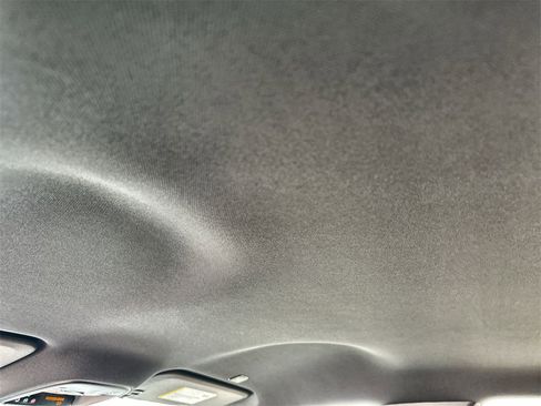 New 2026 GMC Canyon Denali image 19