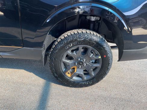 New 2026 Ford Maverick Tremor AWD/4WD image 38