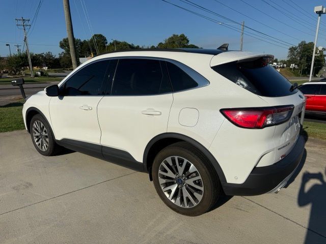 Used 2021 Ford Escape Titanium AWD/4WD image 5