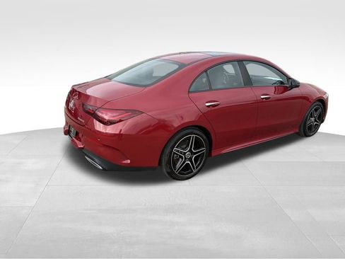 Used 2025 Mercedes-Benz CLA 250 4MATIC image 5