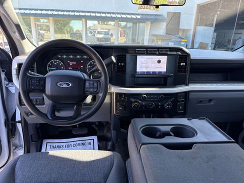 Used 2024 Ford F250 XL w/ XL Off-Road Package AWD/4WD image 12