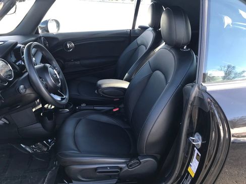 Used 2019 MINI Cooper Convertible image 19
