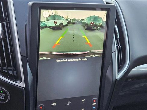 New 2024 Ford Edge SE image 13