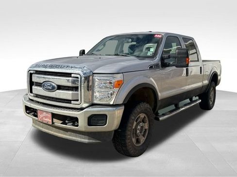 Used 2016 Ford F250 XLT image 3